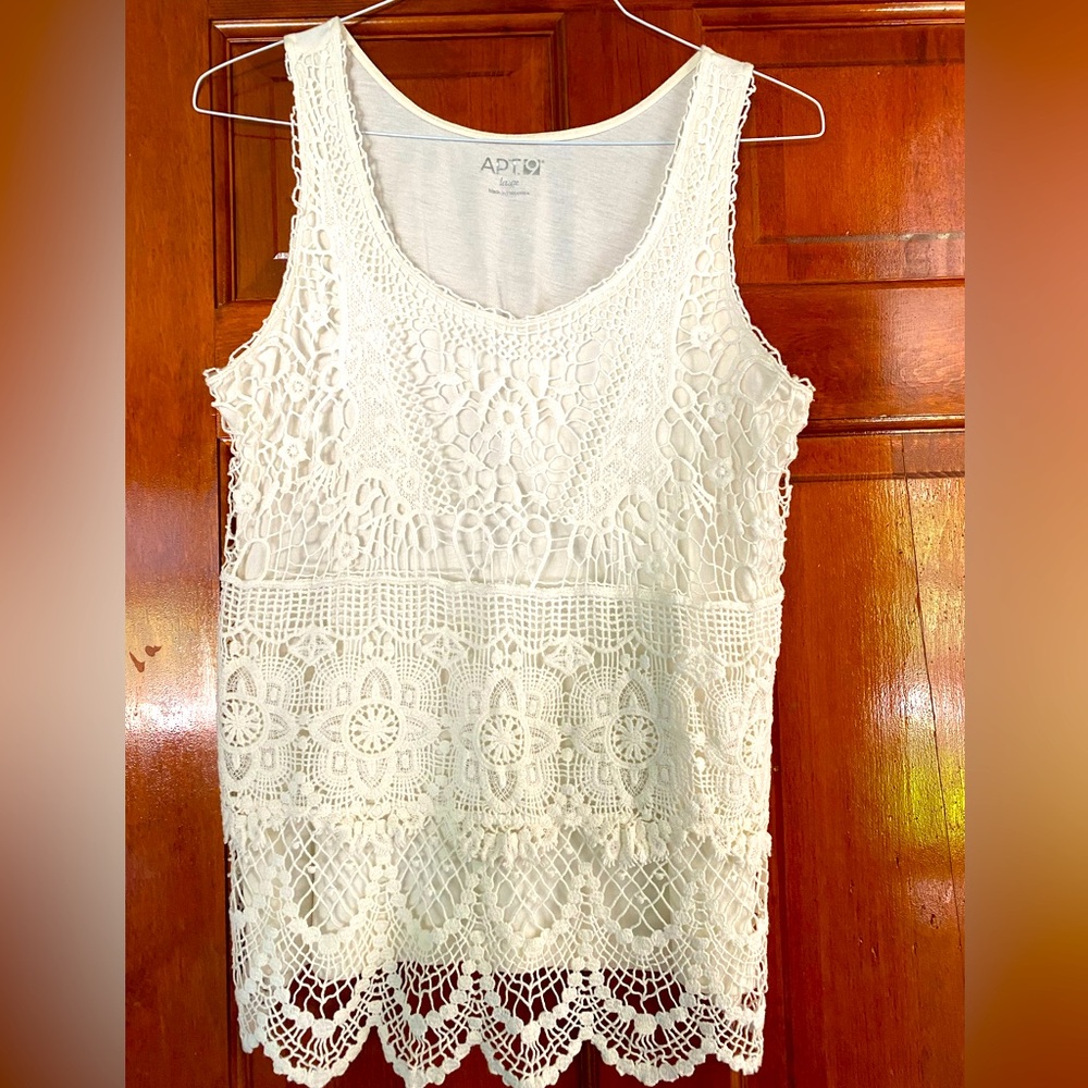 Apt. 9 size L crochet tank.